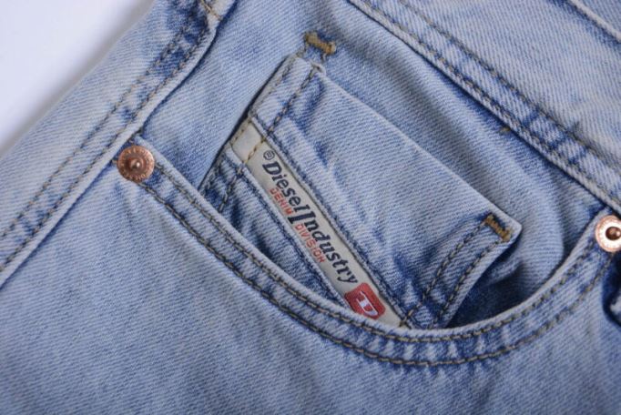 Dagh 084sx メンズ デニム ジーンズ レギュラーフィット ストレート コットン ライトデニム ブルーディーゼル