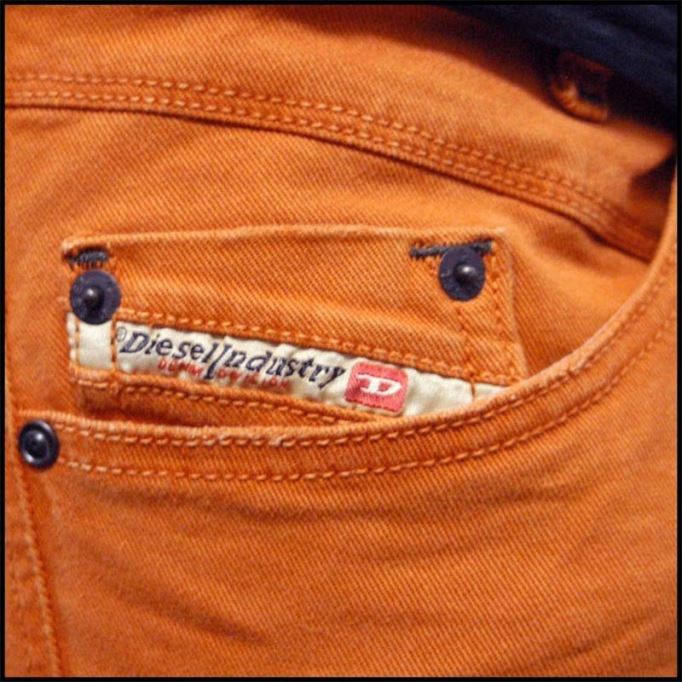 Iakop 0111d メンズ ジーンズ レギュラー スリムフィット コットン ストレッチ カジュアル デニム パンツ ディーゼル オフホワイト/ブルー/ホワイト