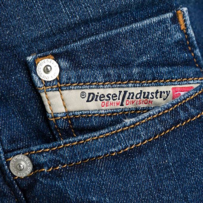 ディーゼルバスター R4tw8 メンズ デニム ジーンズ レギュラー スリムフィット テーパード ダメージ加工 リップド