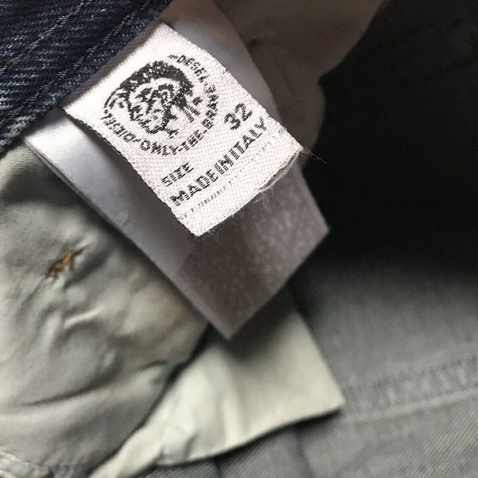 ディーゼル ダグ Xp 084zs メンズ ジーンズ レギュラー ストレート ディストレス ブルー デニム製