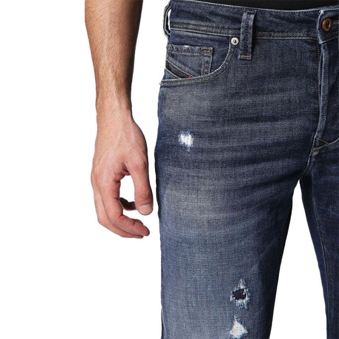 ディーゼル ラーキー 084qt メンズ デニム ジーンズ カジュアル ストレッチ レギュラー テーパード トラウザーズ