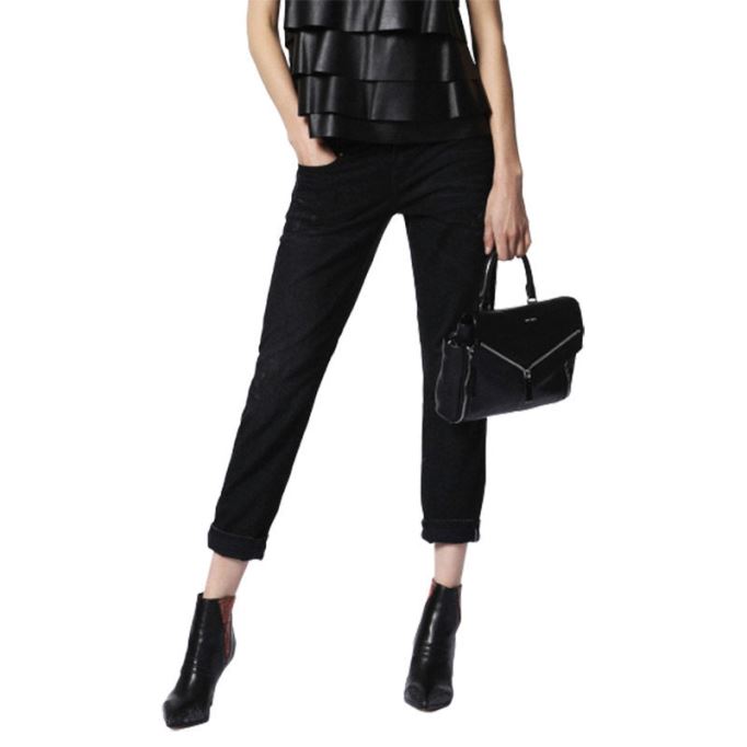 ディーゼル ベルシー 0679f レディース デニム ジーンズ ダメージ加工 レギュラー スリム ブラック ジップフライ