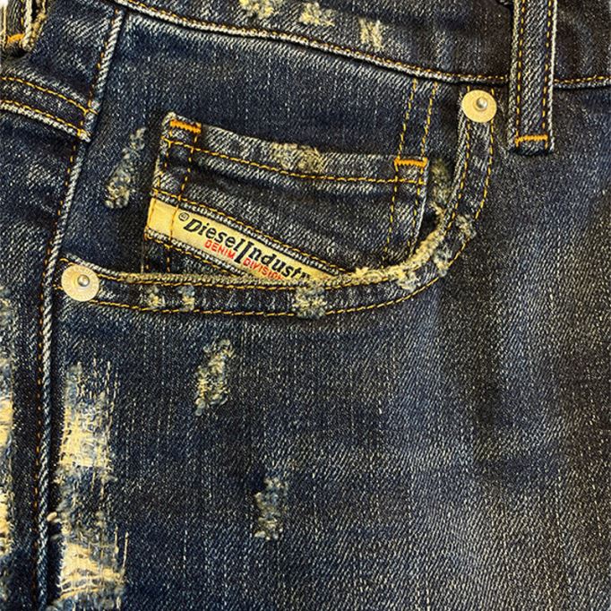 ベルシー アンクル 084yy レディース ジーンズ レギュラー スリム ストレート ローウエスト フィット パンツ ディーゼル